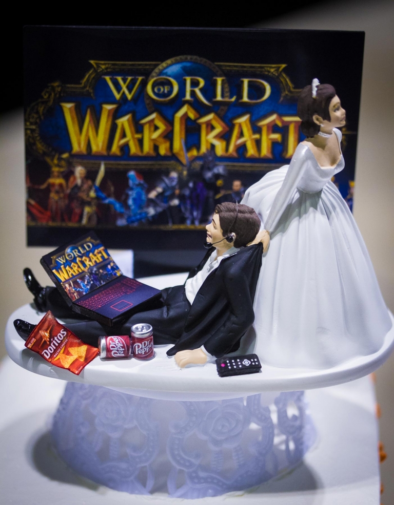 World of Warcraft cake topper